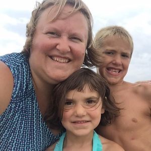 Meet your Posher, Stephani